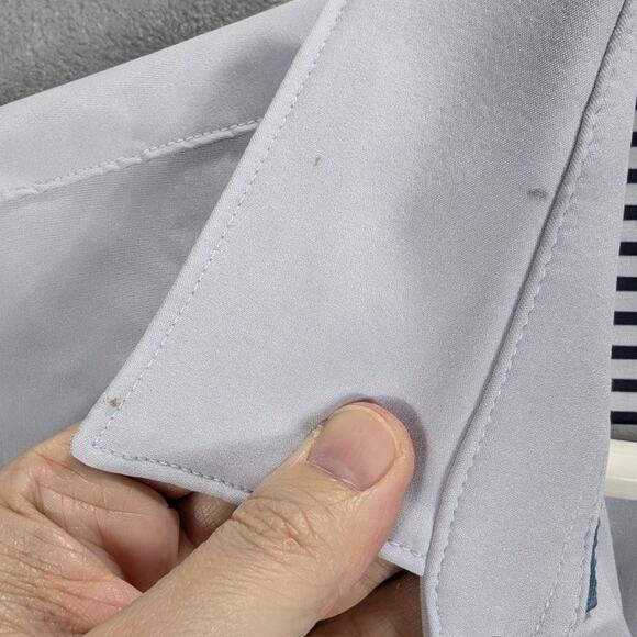 Denim & Flower Shirt Mens Large Button Up Gray Long sleeve Stretchy Preppy READ - Picture 5 of 9